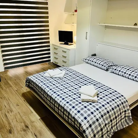 La Vacanzella Al Gesu' Nuovo Daire *